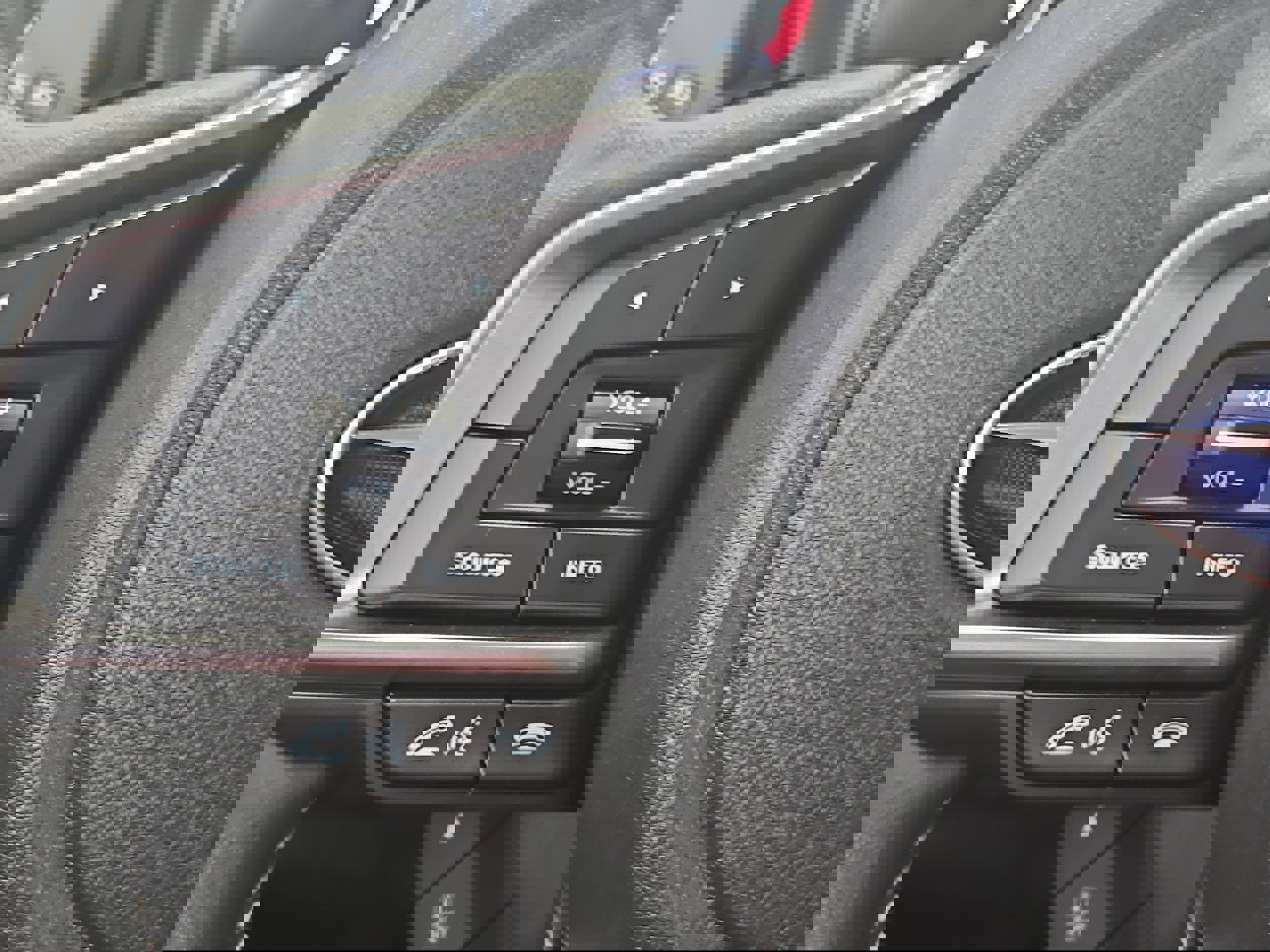 Used 2023 Subaru Forester Touring AWD/4WD image 17