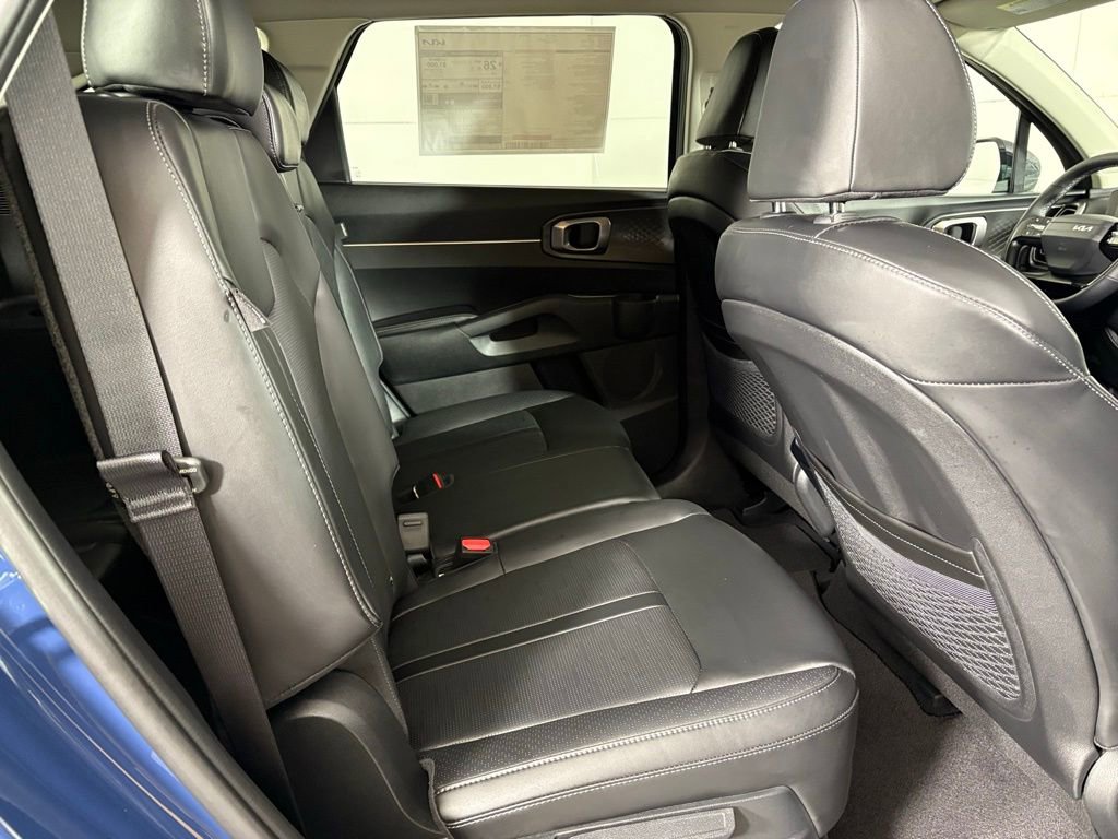 New 2026 Kia Sorento S image 16
