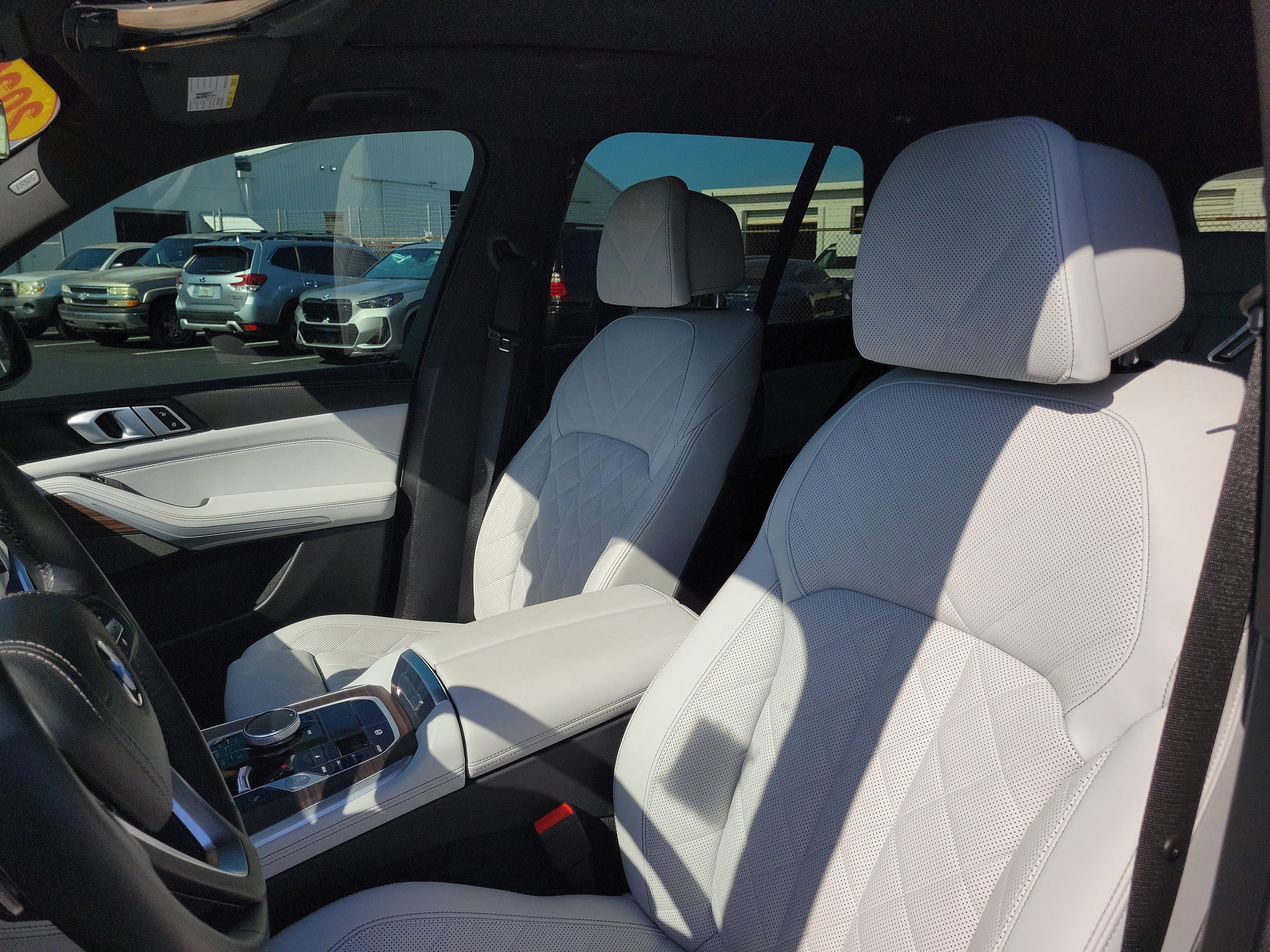 Used 2025 BMW X5 sDrive40i RWD image 23