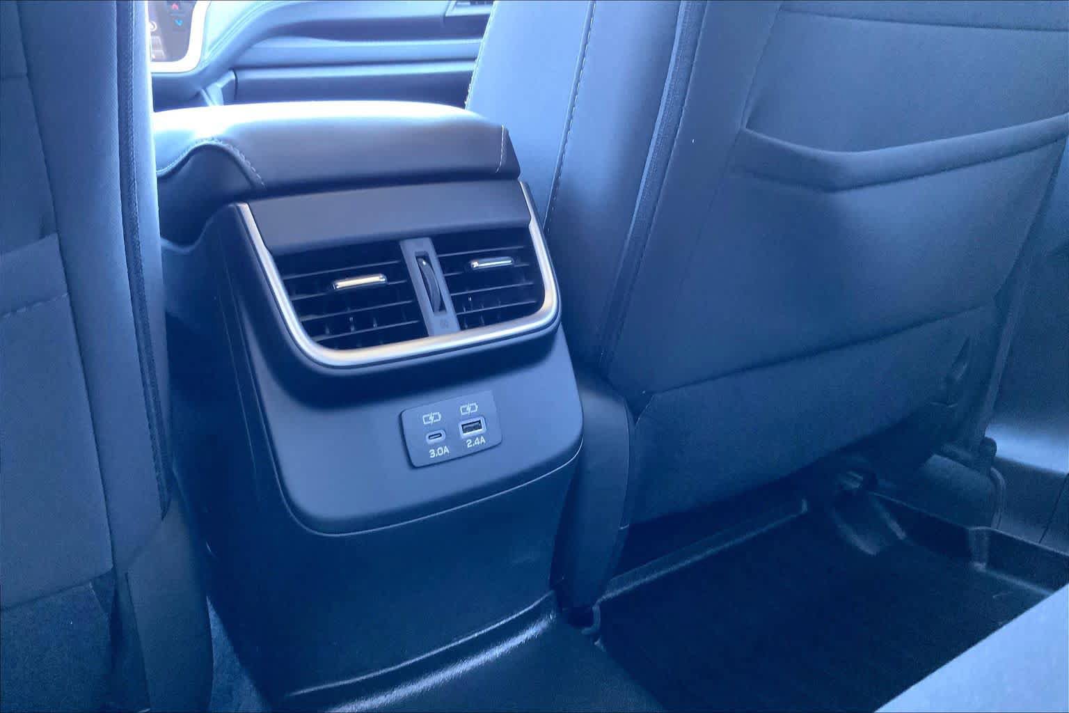 Used 2025 Subaru Outback Premium AWD/4WD image 53