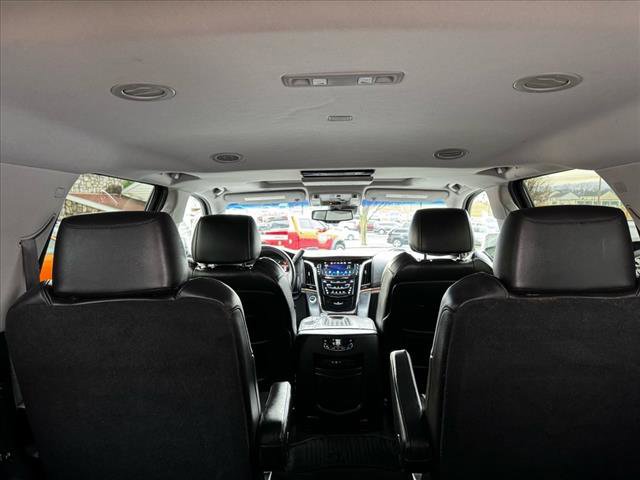 Used 2016 Cadillac Escalade Luxury image 22