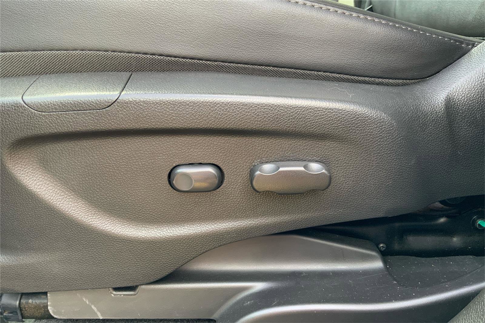 Used 2019 Buick Encore Preferred w/ Safety Package FWD image 19