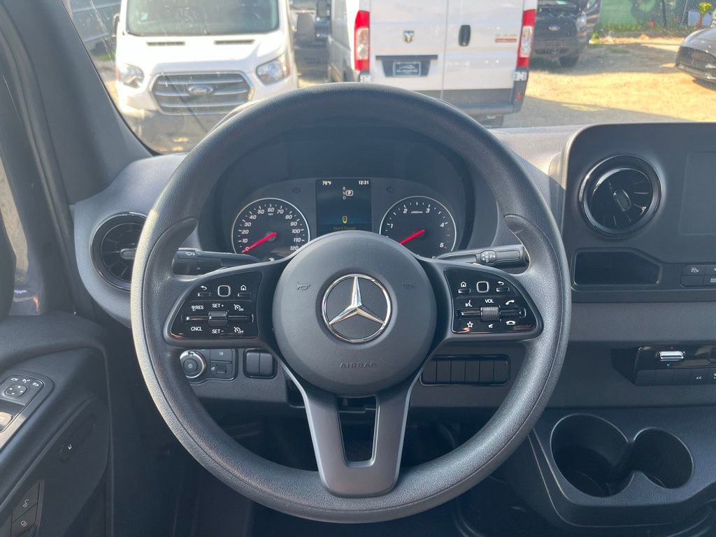 Used 2024 Mercedes-Benz Sprinter 2500 image 18