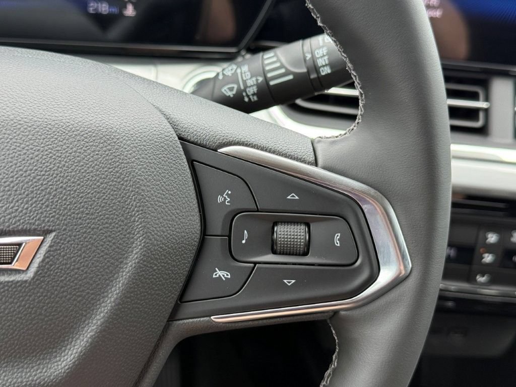 New 2026 Chevrolet Trax LT w/ Midnight Edition FWD image 23