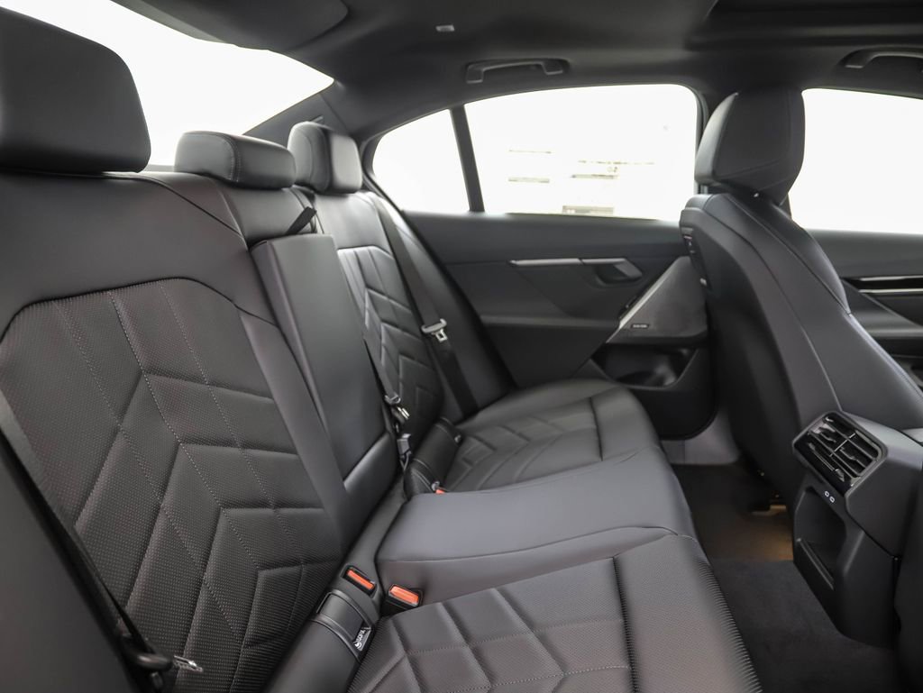 New 2026 BMW 530i xDrive w/ M Sport Package image 26