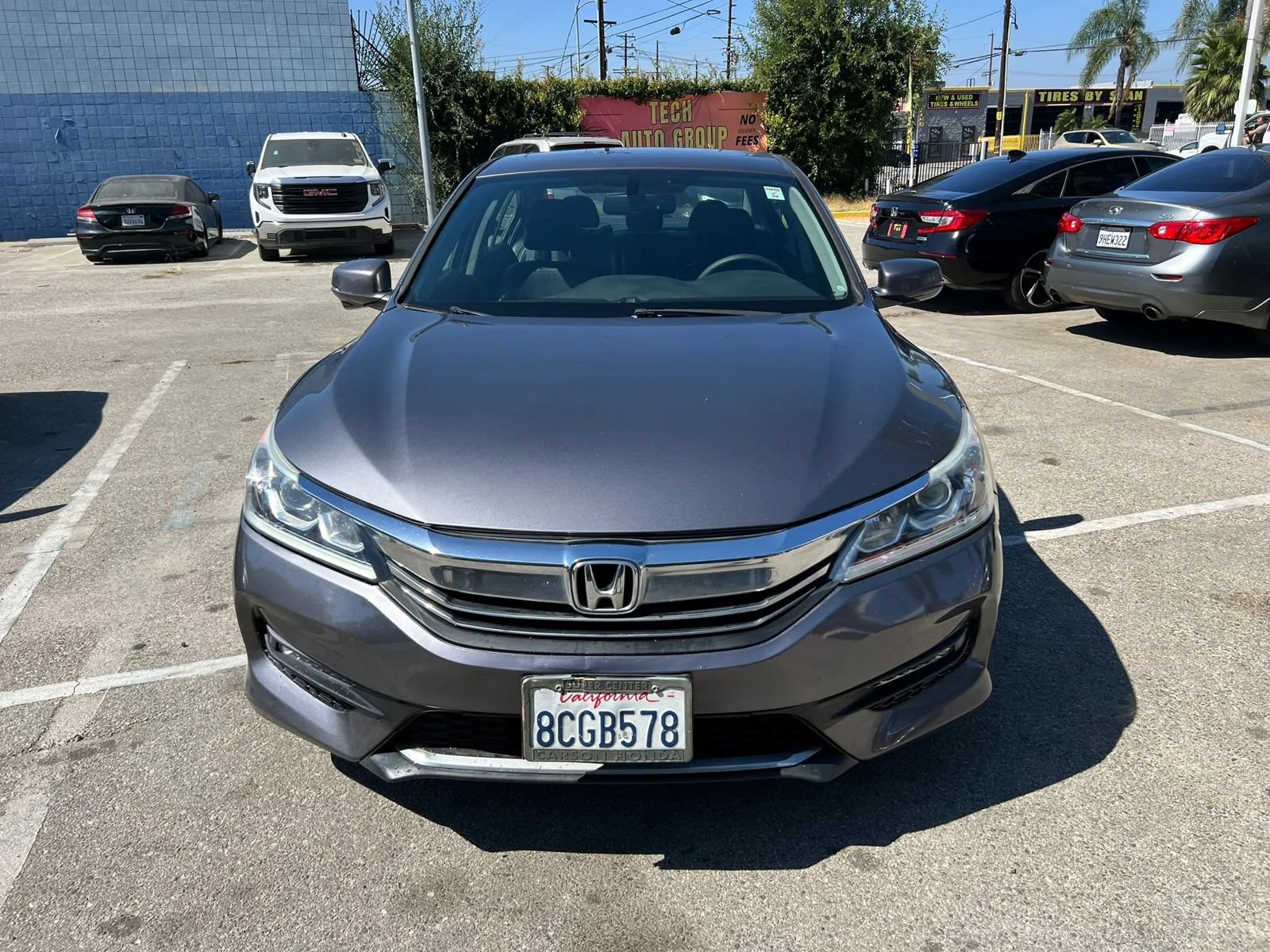 Used 2017 Honda Accord EX-L image 2