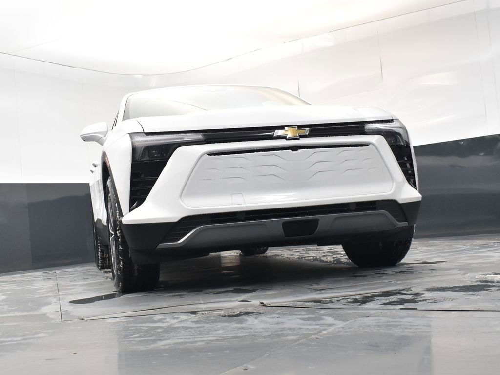 New 2026 Chevrolet Blazer EV LT image 18