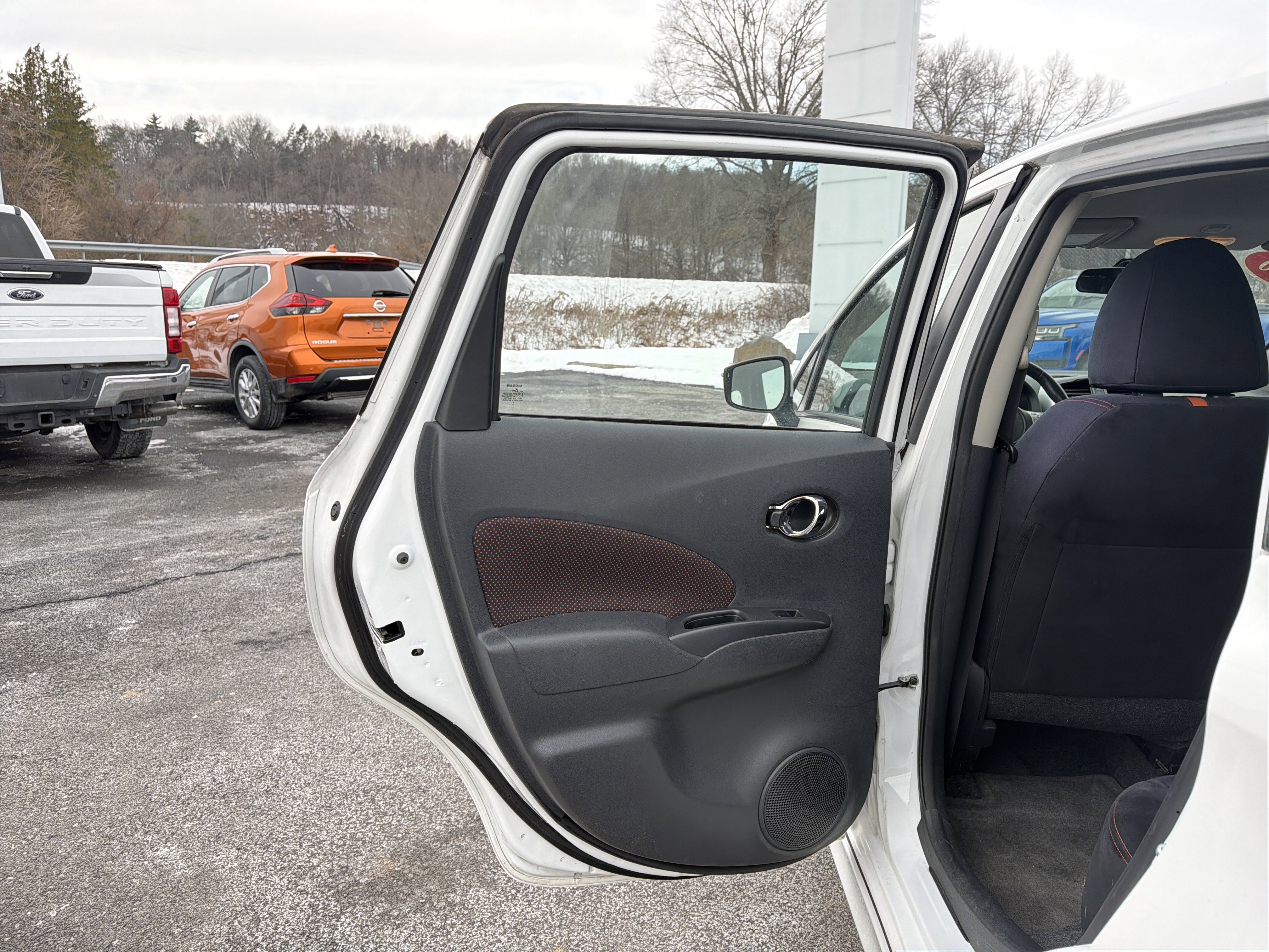 Used 2016 Nissan Versa Note SR image 26