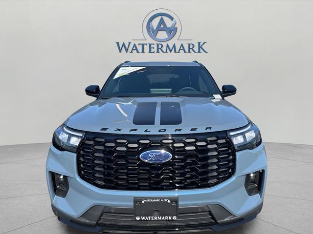 New 2026 Ford Explorer ST-Line w/ ST-Line Street Pack AWD/4WD image 5