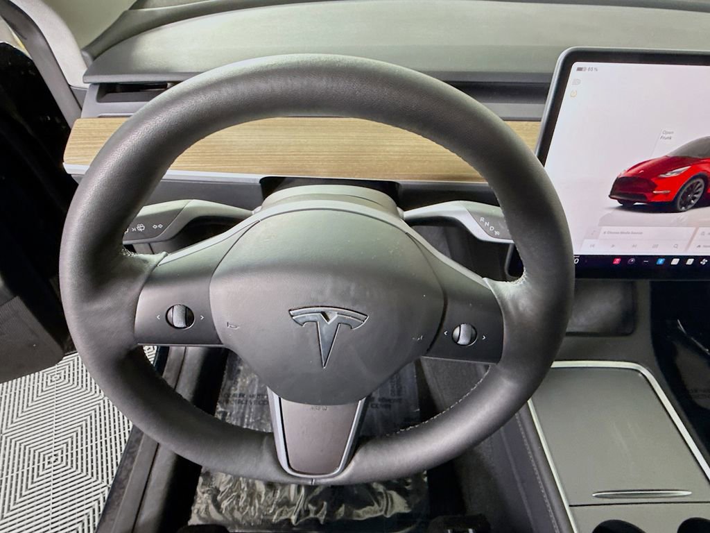 Used 2023 Tesla Model Y Long Range image 20