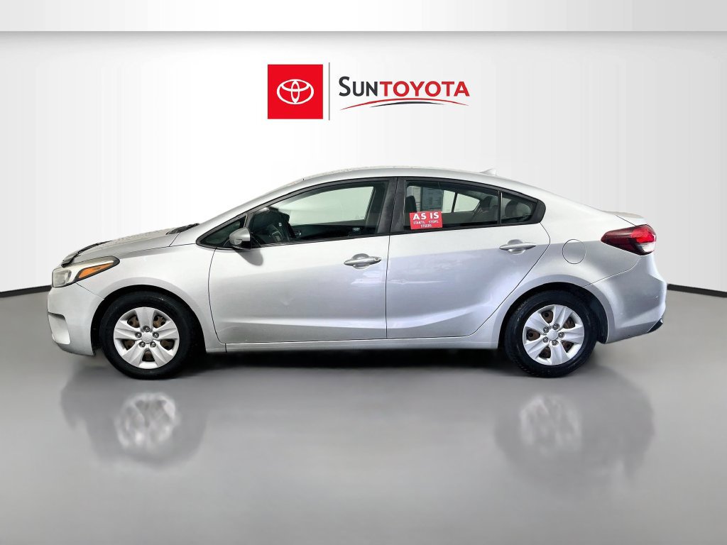 Used 2017 Kia Forte LX FWD image 7