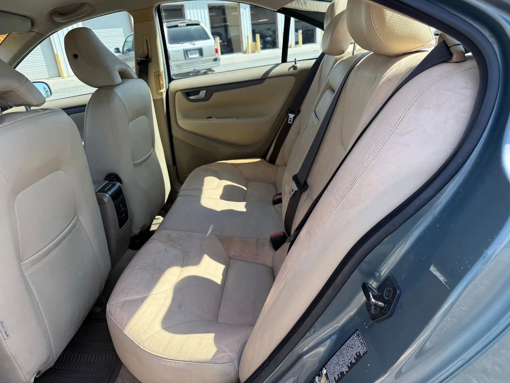 Used 2005 Volvo S60 2.5T image 21