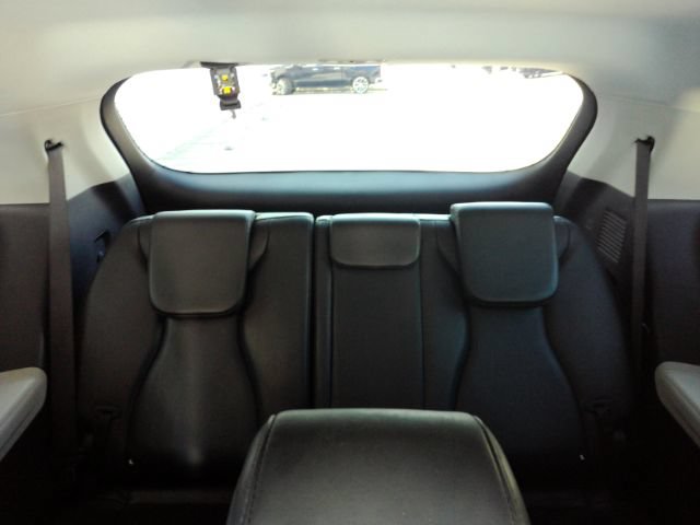Used 2024 Kia Carnival LX FWD image 36