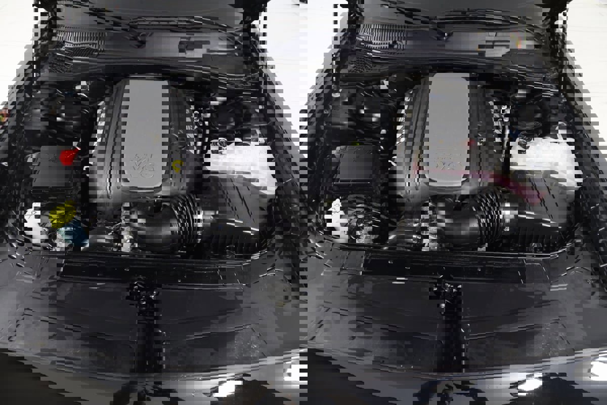 Used 2022 Dodge Challenger R/T w/ Blacktop Package image 57