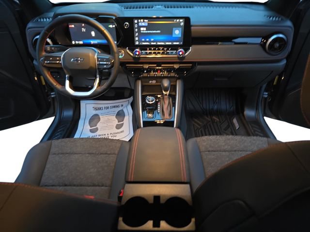 Used 2024 Chevrolet Colorado Z71 w/ Z71 Convenience Package 2 image 9