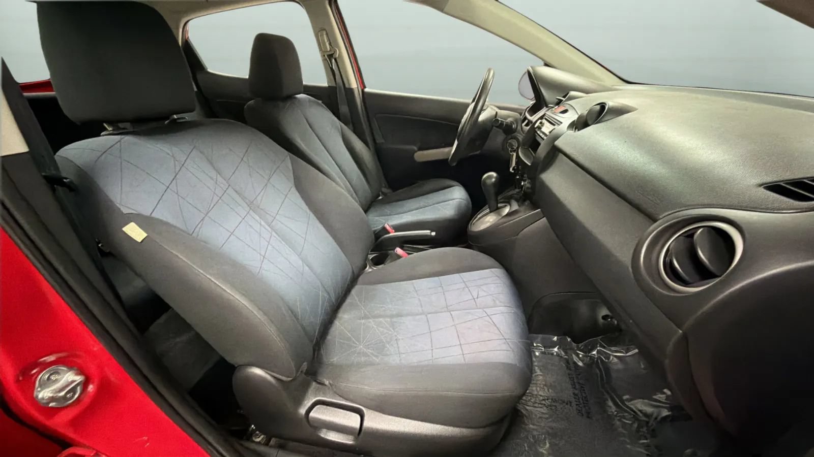 Used 2012 MAZDA MAZDA2 Sport FWD image 19