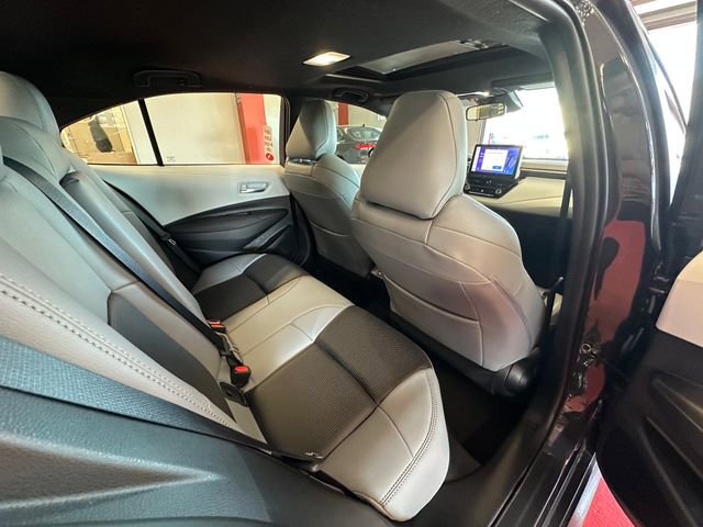 Certified 2025 Toyota Corolla SE w/ SE Premium Package FWD image 15