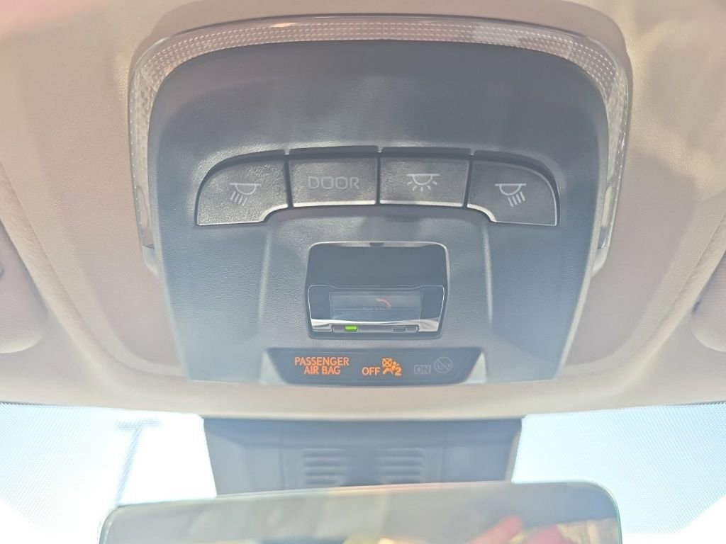 Used 2024 Toyota Corolla LE image 29