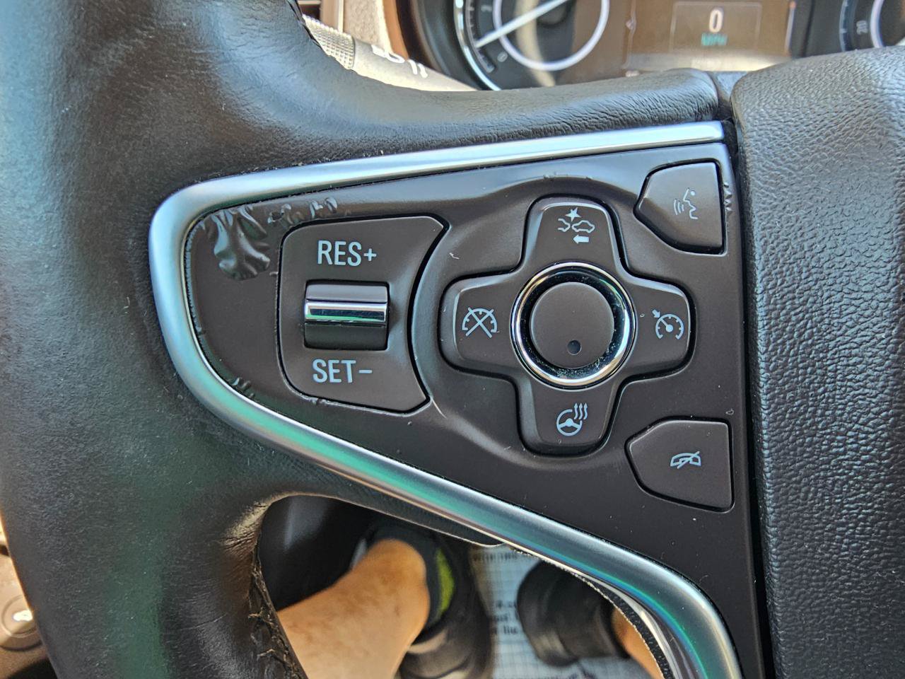 Used 2016 Buick Regal Premium w/ Driver Confidence Package #1 FWD image 35