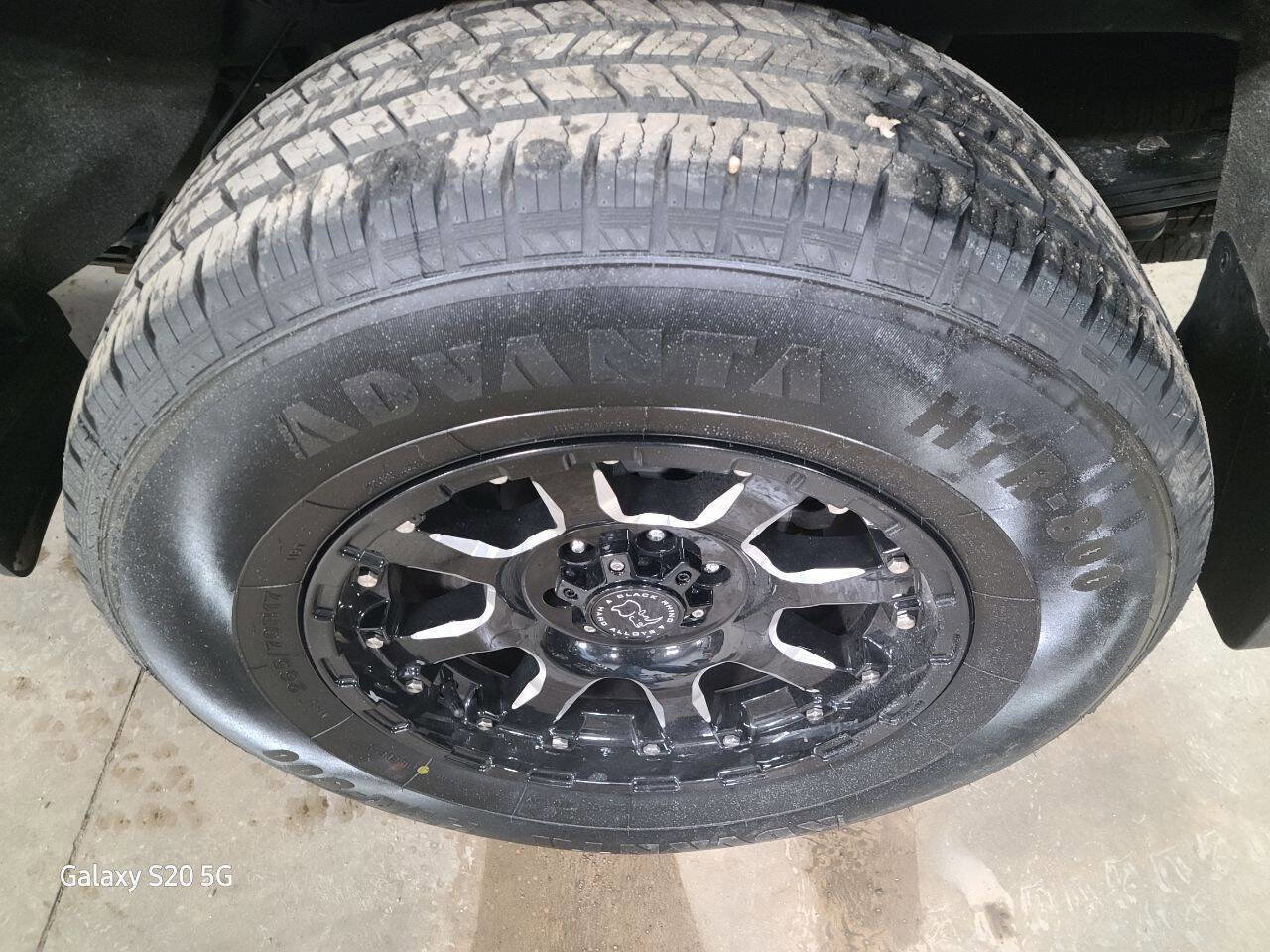 Used 2020 Chevrolet Colorado Z71 image 12