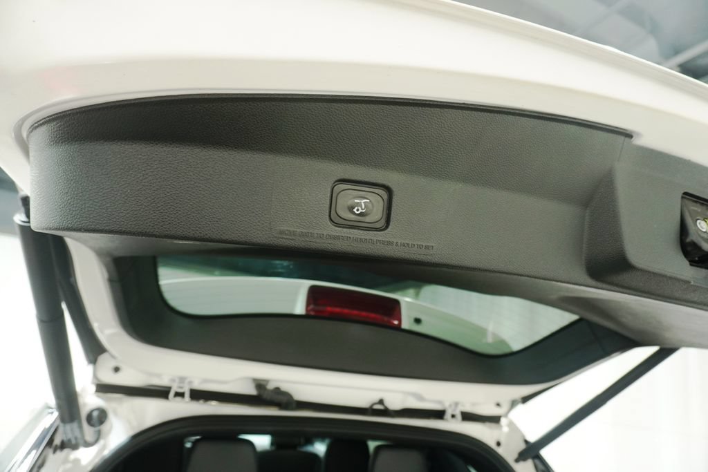 Used 2019 Ford Explorer Limited w/ Ford Safe & Smart Package AWD/4WD image 9
