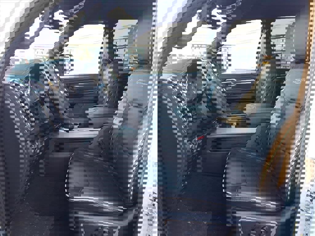 New 2026 RAM 1500 Laramie w/ Night Edition image 4