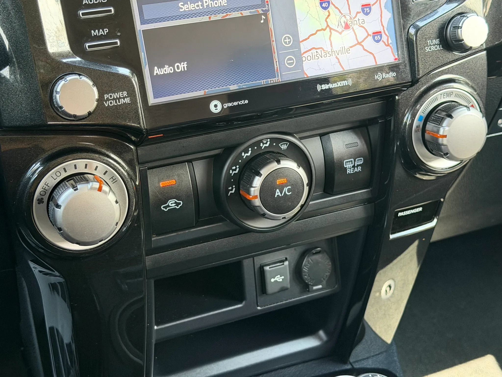 Used 2020 Toyota 4Runner TRD Off-Road Premium w/ Moonroof Package AWD/4WD image 33