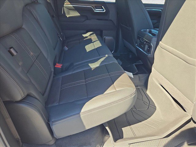 New 2026 Chevrolet Silverado 1500 High Country RWD image 19