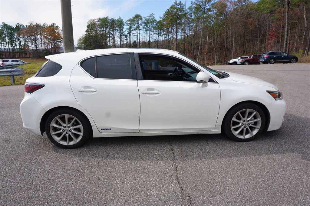 Used 2013 Lexus CT 200h image 21