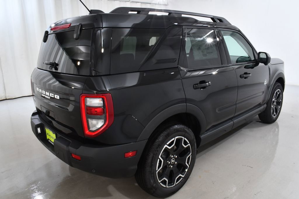 New 2025 Ford Bronco Sport Outer Banks w/ Outer Banks Tech Package+ image 11