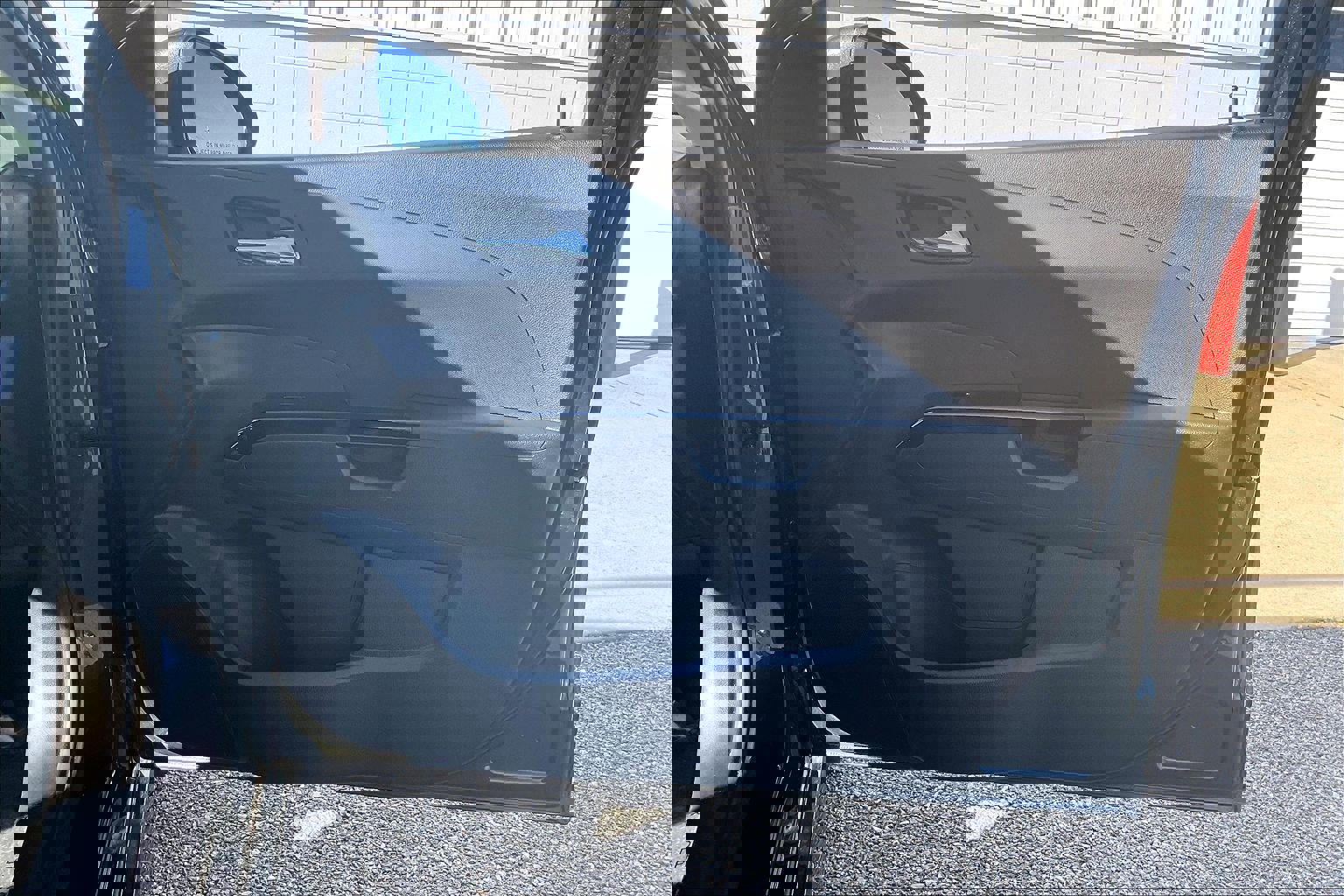 Used 2020 Chevrolet Sonic LT w/ Convenience Package image 28