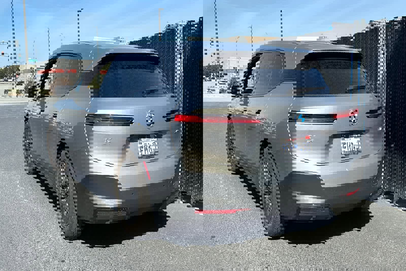 Certified 2023 BMW iX xDrive50 w/ Premium Package image 4