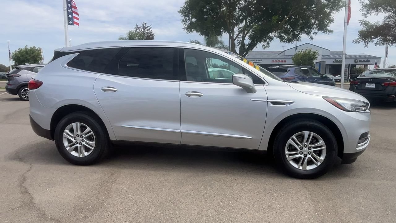 Used 2021 Buick Enclave Essence FWD image 8
