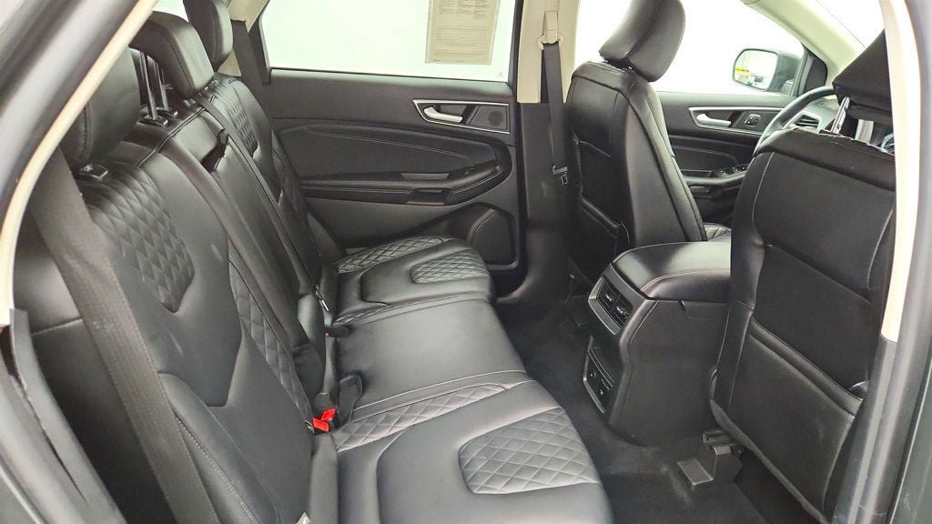 Used 2024 Ford Edge Titanium AWD/4WD image 22