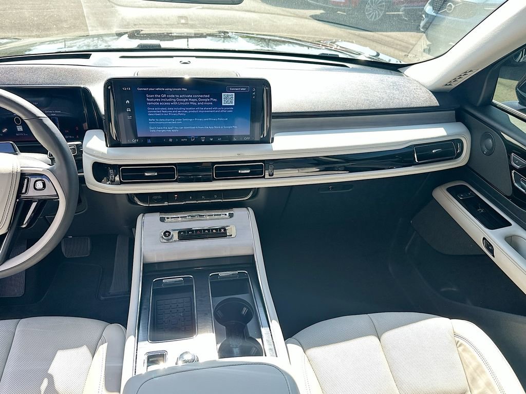 Certified 2025 Lincoln Aviator Reserve w/ Illumination Package image 20