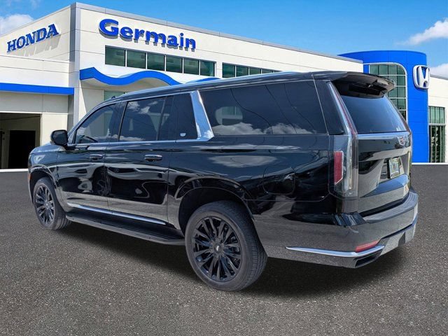 Used 2024 Cadillac Escalade ESV Premium Luxury AWD/4WD image 7