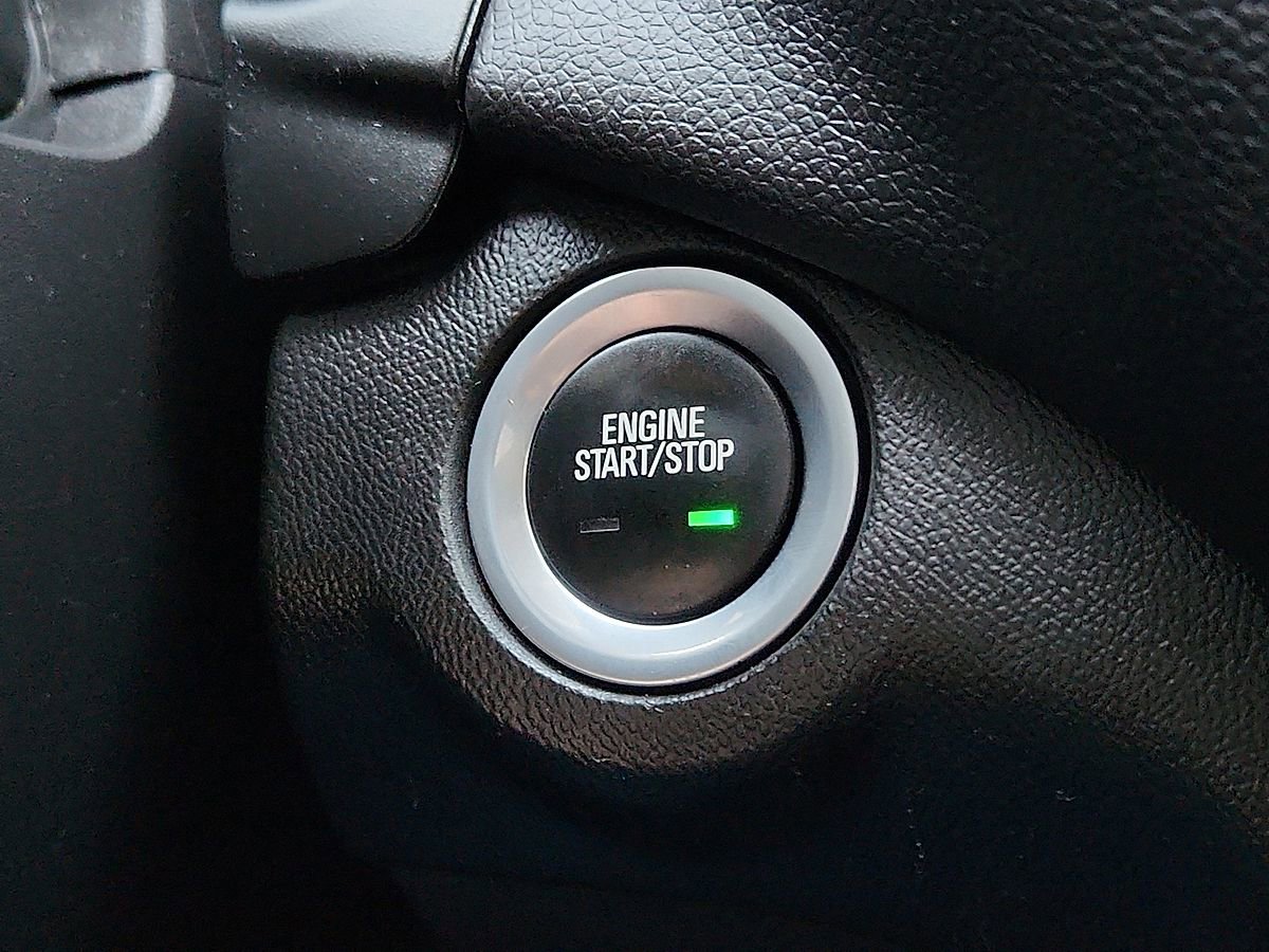 Used 2020 Chevrolet Equinox LT FWD image 9