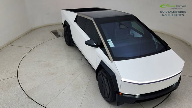 Used 2024 Tesla Cybertruck AWD Crew Cab image 73