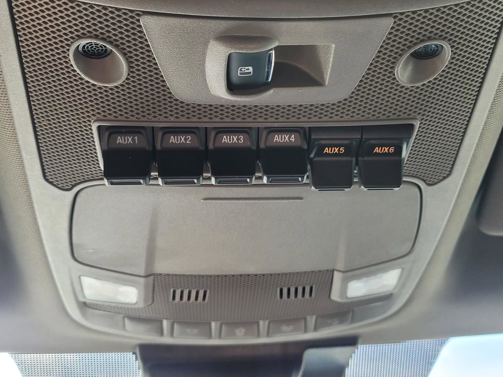 Used 2020 Ford F350 Lariat w/ Lariat Ultimate Package image 28