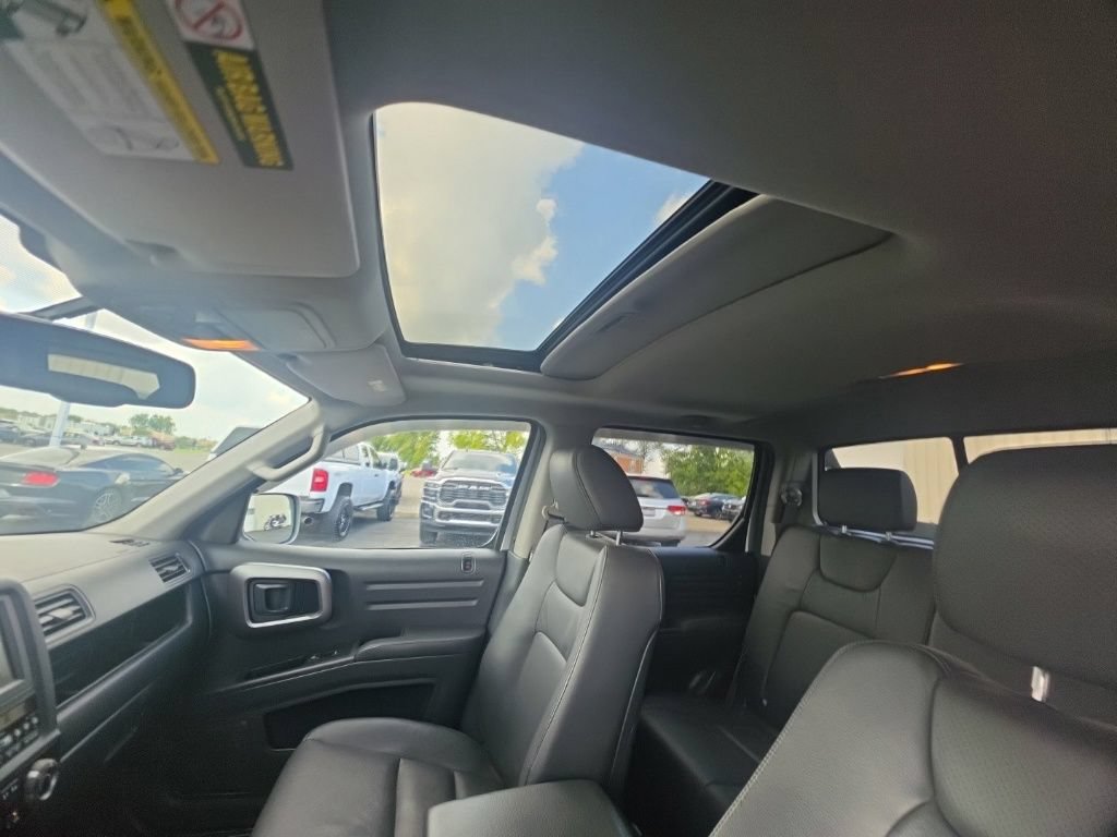 Used 2014 Honda Ridgeline SE image 17