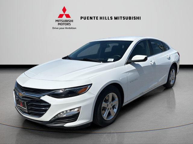 Used 2024 Chevrolet Malibu LT FWD image 1