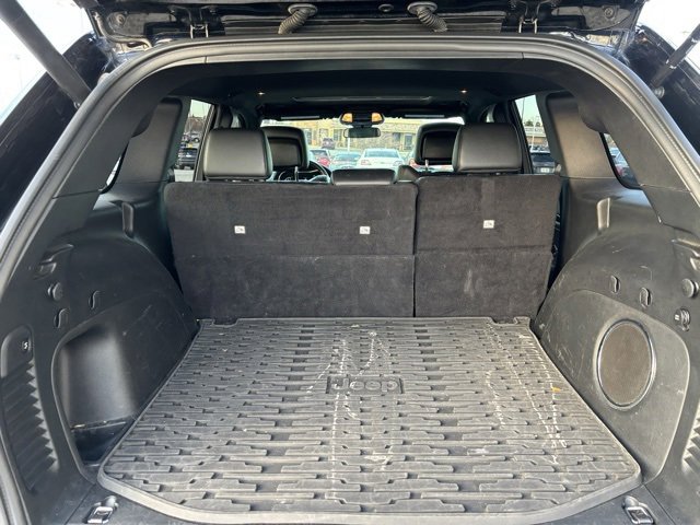 Used 2021 Jeep Grand Cherokee Laredo X image 36