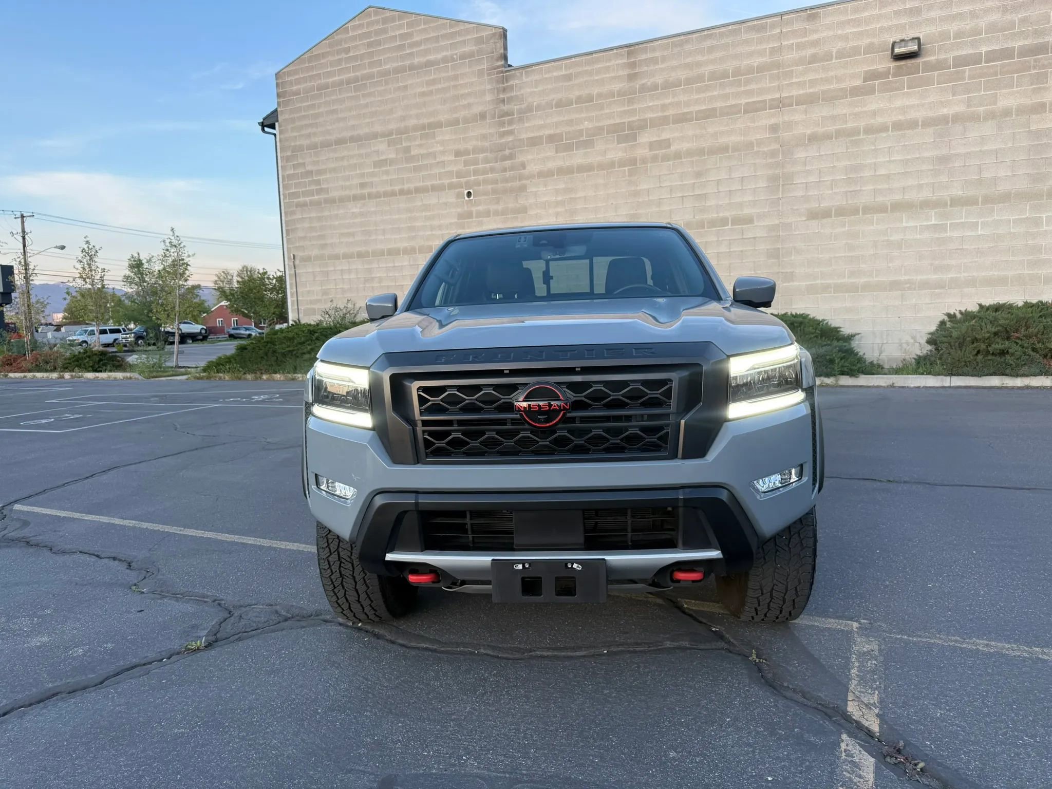 Used 2024 Nissan Frontier PRO-4X w/ Pro Premium Package image 2
