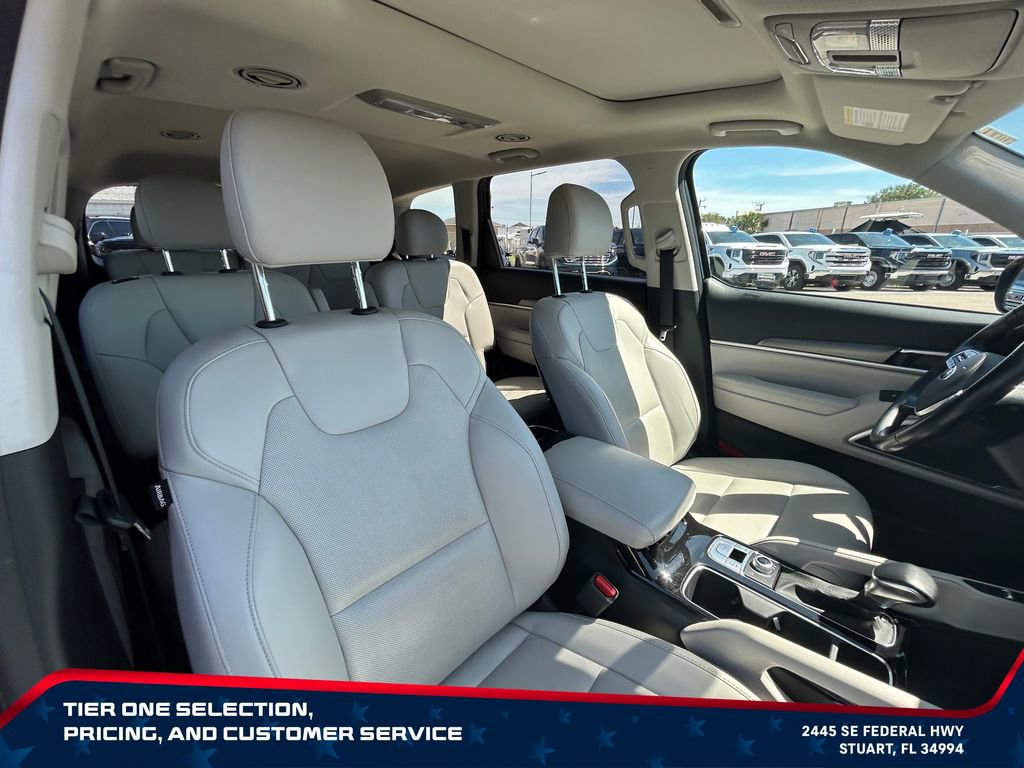 Used 2020 Kia Telluride S AWD/4WD image 16
