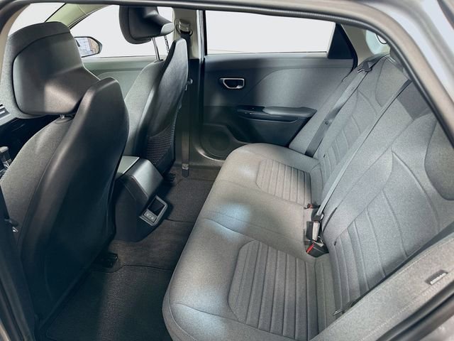 Used 2025 Kia K4 EX image 19