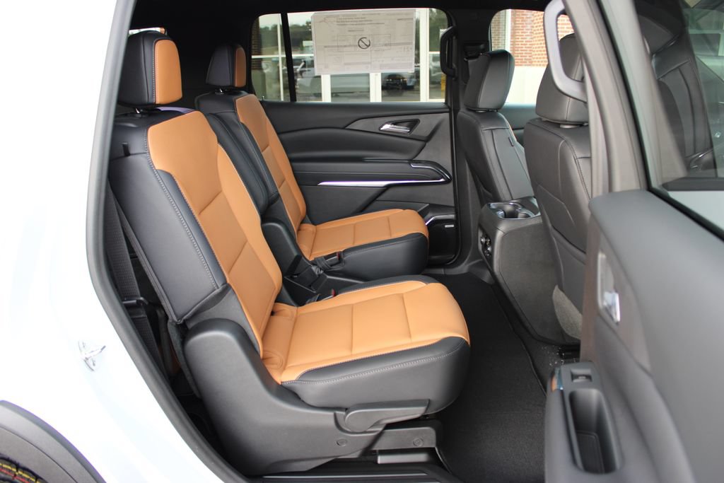 New 2027 Chevrolet Traverse Z71 w/ Enhanced Driving Package AWD/4WD image 50