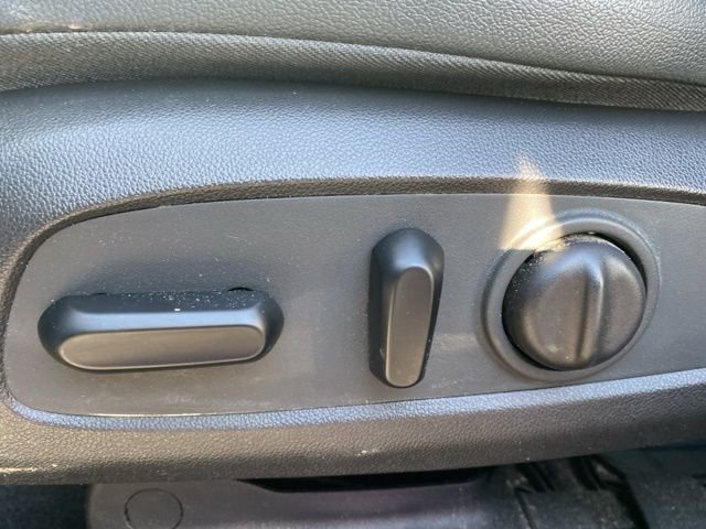 Used 2022 Buick Encore GX Preferred w/ Cold Weather Comfort Package AWD/4WD image 15