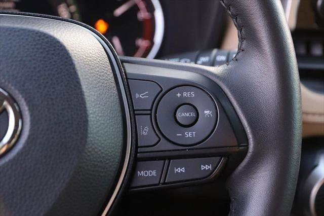 Certified 2025 Toyota RAV4 XLE Premium image 14