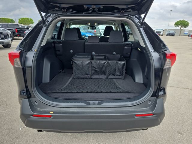 Used 2025 Toyota RAV4 LE image 12