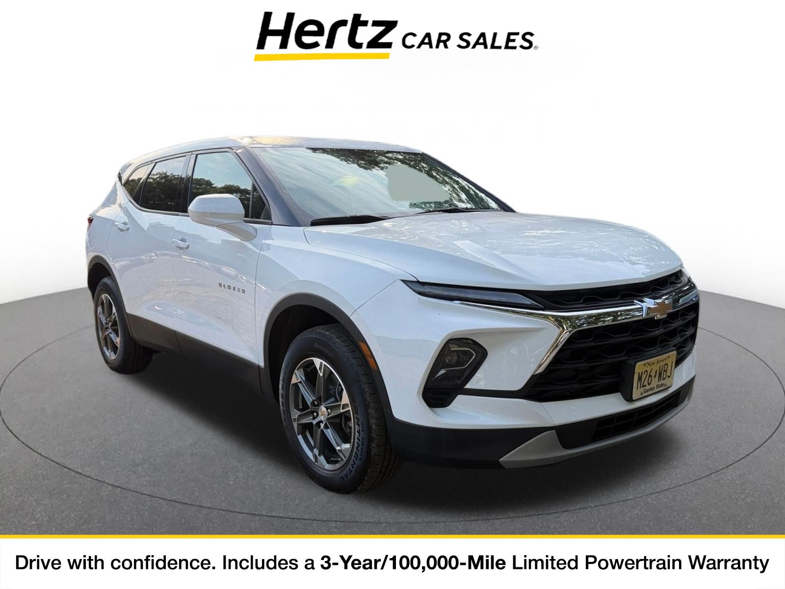 Used 2025 Chevrolet Blazer LT FWD image 1